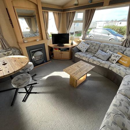 Grouse 54: Pet-Friendly Seaside Retreat at California Cliffs Villa Scratby Exterior photo